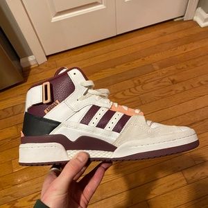 Adidas Forum sneakers